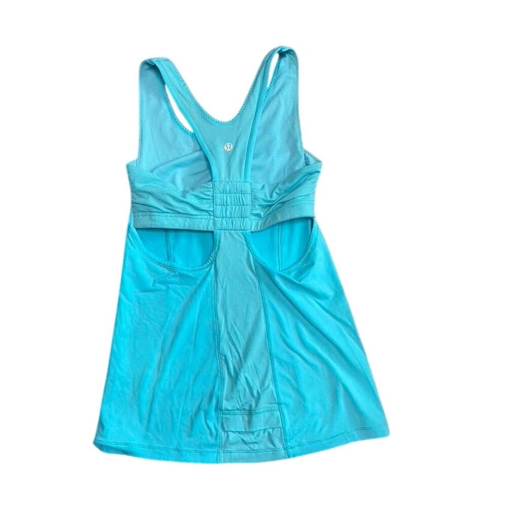 EUC Lululemon turquoise racerback bra tank size 4